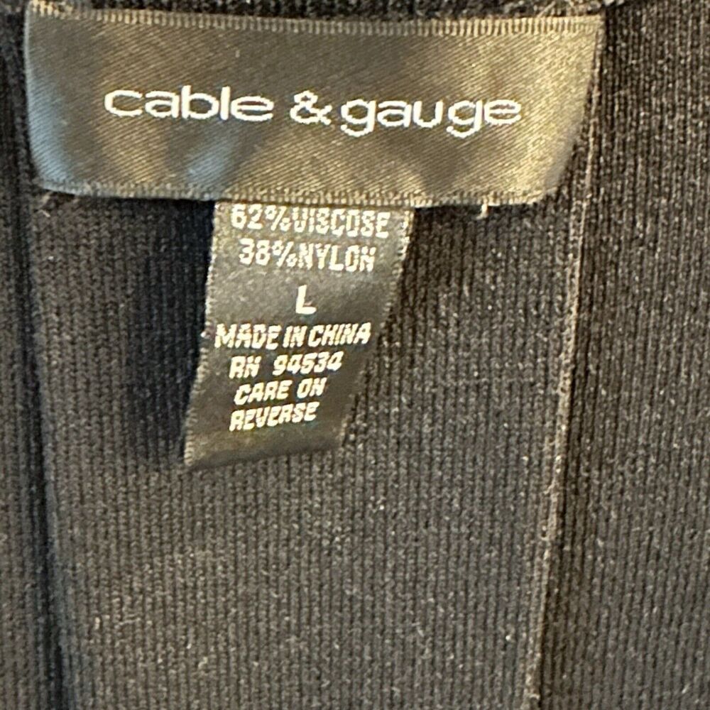 Cable & Gauge Women Black Round Neck Crop Double Button Cardigan Sz Large - Picture 3 of 4